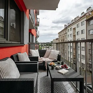 Apartament Days - Bright - Balcony - Private Parking, Praga